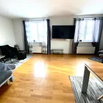 Apartment Big With Balcony Klagenfurt am Woerthersee