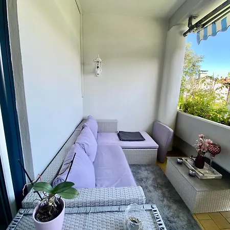 Big With Balcony Apartman