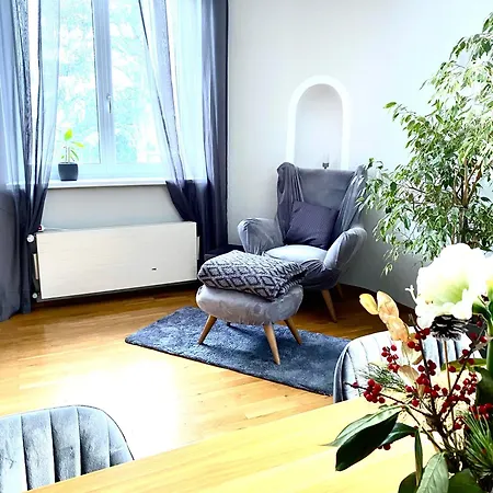 Big With Balcony كلاغنفورت