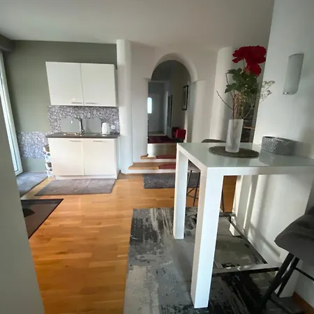 Big With Balcony كلاغنفورت