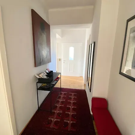 شقة Big With Balcony كلاغنفورت