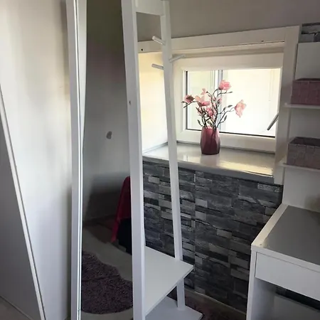 Big With Balcony * Klagenfurt am Woerthersee