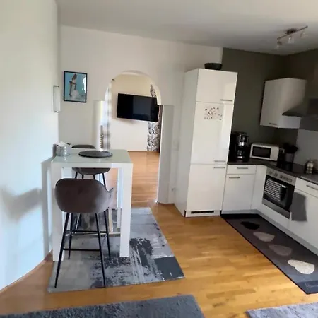 Big With Balcony Apartman