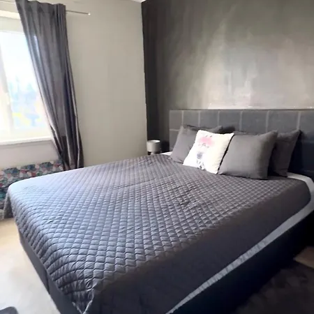 Apartman Big With Balcony Klagenfurt am Woerthersee