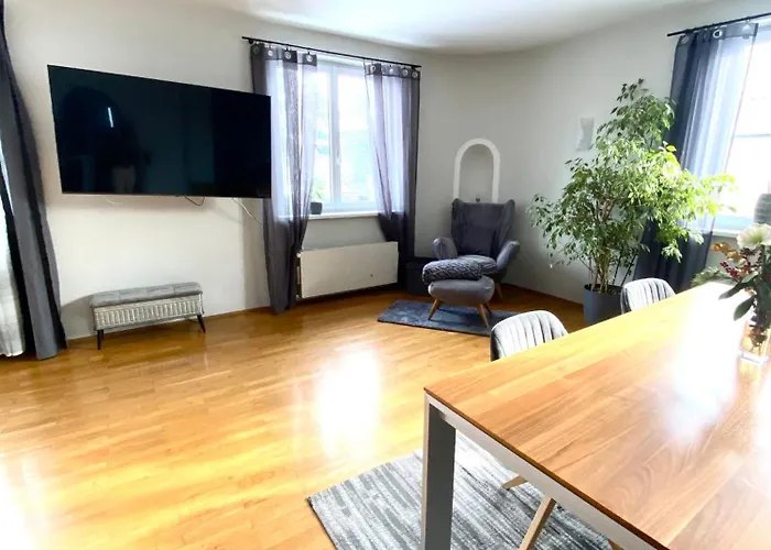 Big With Balcony Klagenfurt am Woerthersee