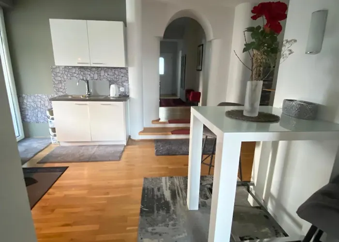 Big With Balcony Klagenfurt am Wörthersee