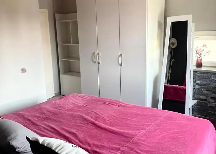 Appartement Big With Balcony